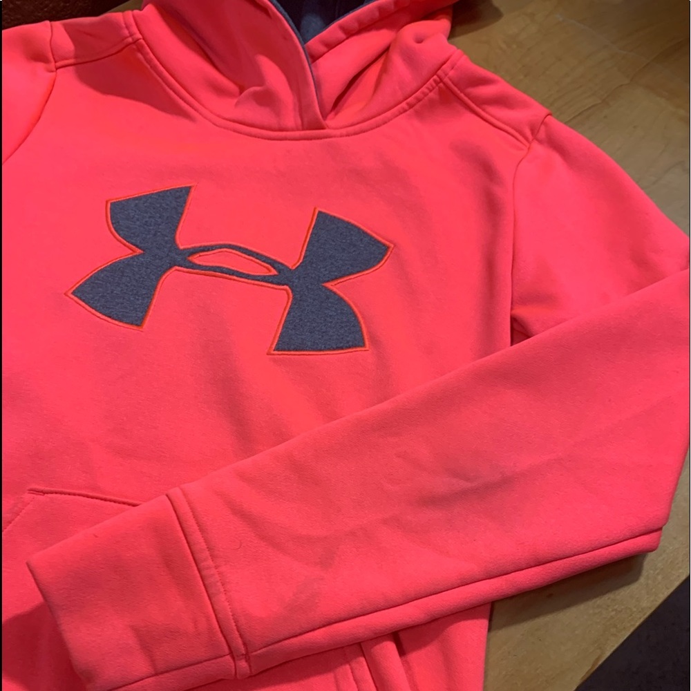 Under Armour Pink hoodie Size Youth Small